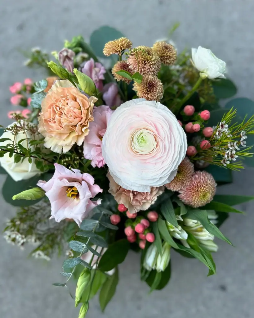 BOUQUET RENONCULE (1).webp