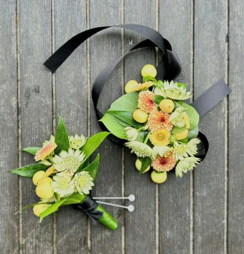 Duo bracelet et boutonnière